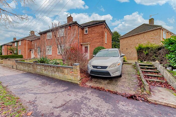 3 Bedroom Semi Detached House For Sale In Bluebell Road, Norwich, NR4