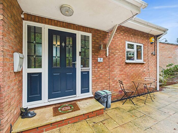 3 Bedroom Detached House For Sale In Holywell Road, Malvern, Worcestershire, WR14