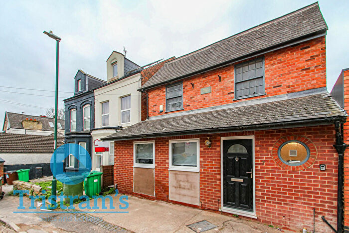 1 Bedroom Detached House To Rent In Ashbourne Street, Lenton, NG7