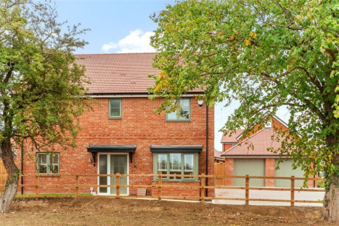 4 Bedroom Detached House For Sale In Ickwell Road, Upper Caldecote, Biggleswade, Bedfordshire, SG18