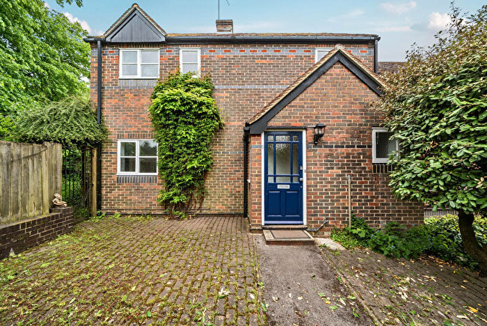 2 Bedroom Detached House For Sale In The Street, Albury, GU5