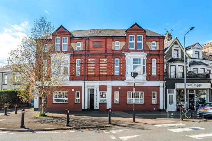 2 Bedroom Apartment For Sale In Severn Road, Cardiff, CF11