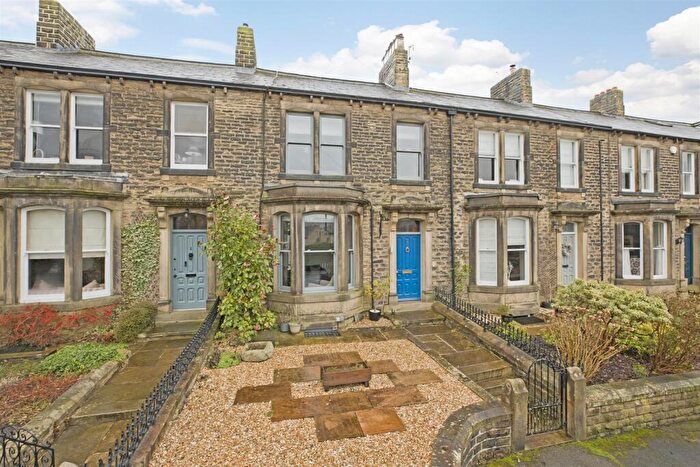 4 Bedroom Terraced House For Sale In Hothfield Terrace, Skipton, BD23
