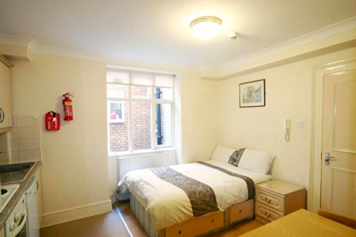 Studio To Rent In Longridge Road, Earls Court, SW5