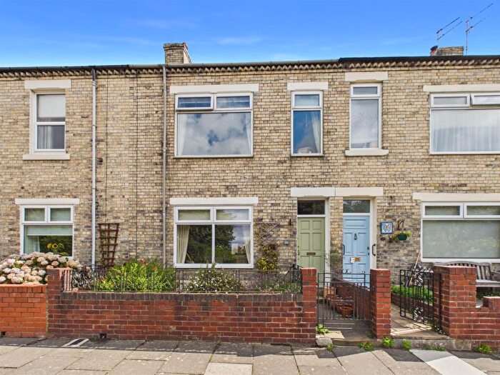 2 Bedroom Terraced House For Sale In Algernon Terrace, Tynemouth, NE30