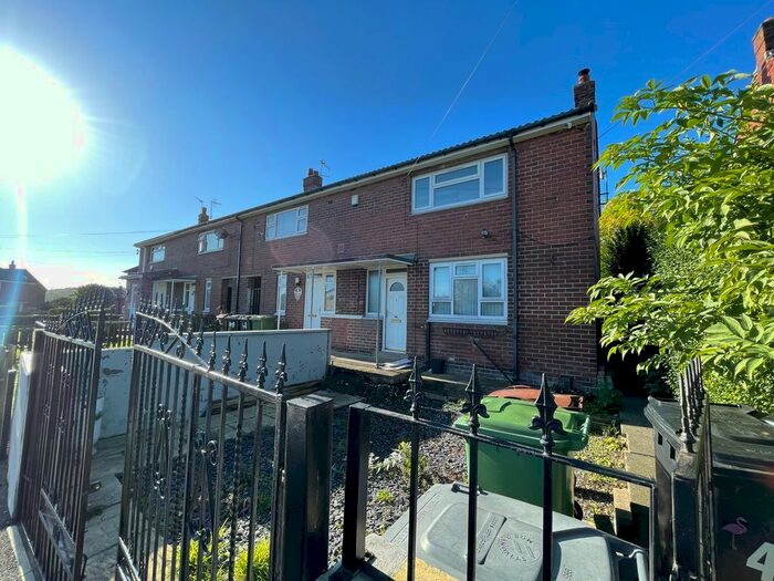 2 Bedroom Terraced House To Rent In Rydal Crescent, Morley, Leeds, LS27