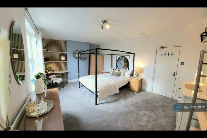 5 Bedroom Terraced House To Rent In Cavendish Road, Manchester, M20