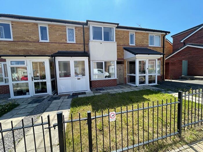 3 Bedroom House To Rent In Gladstone Road, L7