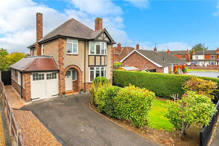 3 Bedroom Detached House For Sale In St. Edmunds Road, Sleaford, Lincolnshire, NG34