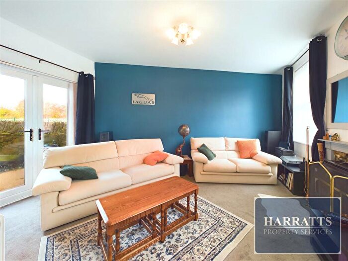 3 Bedroom End Of Terrace House For Sale In Hulme Street, Stockport, SK1