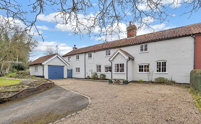 4 Bedroom Property For Sale In Lower Street, Stansfield, CO10