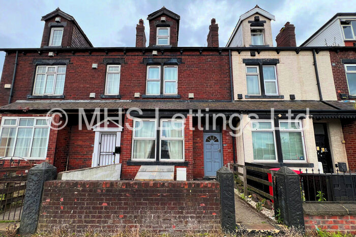 4 Bedroom Terraced House To Rent In York Road, Leeds, LS9