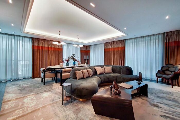 2 Bedroom Flat To Rent In Clarges, Ashburton Place, London, W1J