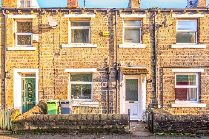 1 Bedroom Terraced House For Sale In Armitage Road, Armitage Bridge, Huddersfield, HD4