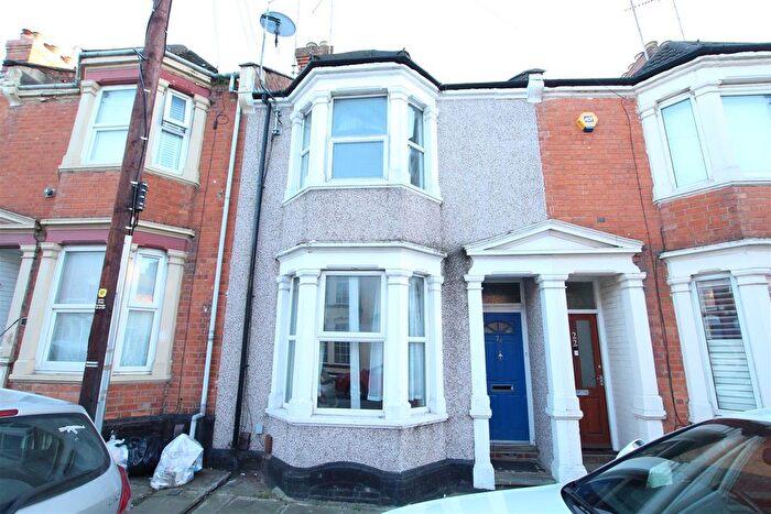 3 Bedroom Property To Rent In Derby Road, Northampton, NN1