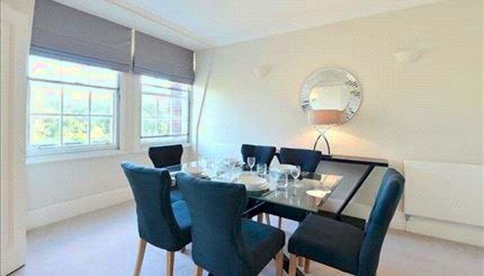 5 Bedroom Flat To Rent In Strathmore Court, Park Road, St John's Wood, London, NW8