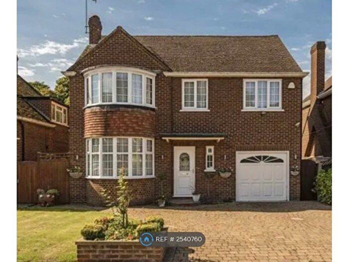 3 Bedroom Detached House To Rent In Elizabeth Way, Feltham, TW13