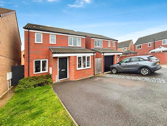 3 Bedroom Detached House For Sale In Jubilee Street, Market Deeping, PE6