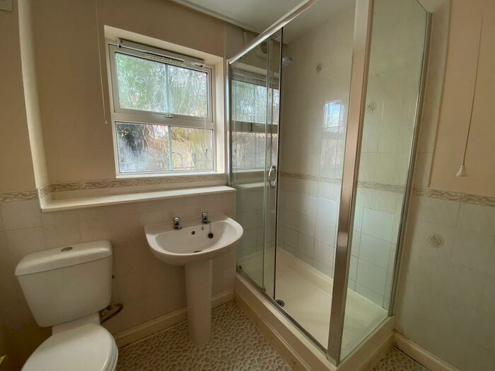 2 Bedroom Flat To Rent In Bowden Lane, Mill Court, SO17