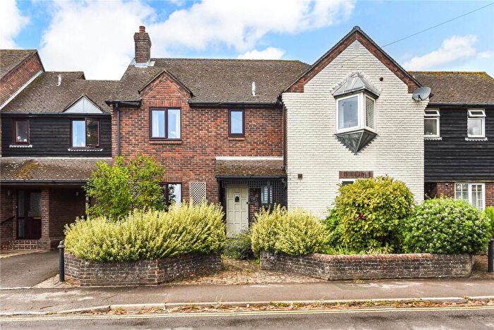 3 Bedroom Link Detached House For Sale In Taylors Lane, Bosham, PO18