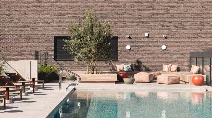 2 Bedroom Apartment To Rent In Nine Elms Lane, London, SW11