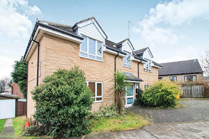 1 Bedroom Property To Rent In Francesca Court, The Lanes, Pudsey, Leeds, LS28