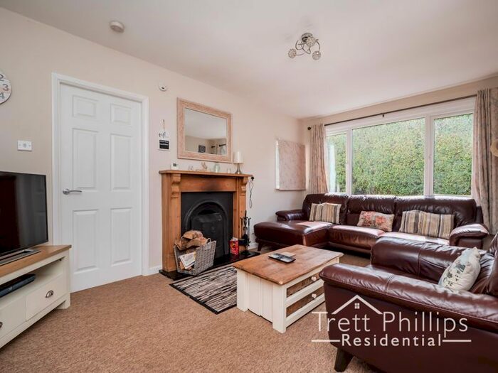 2 Bedroom Detached Bungalow To Rent In Beach Road, Sea Palling, Norwich, NR12