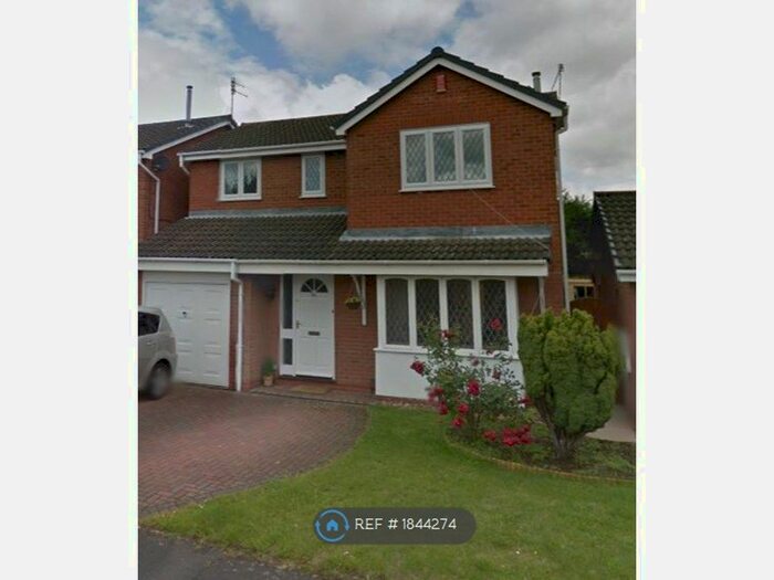 4 Bedroom Detached House To Rent In Studland Way, Nottingham, NG2