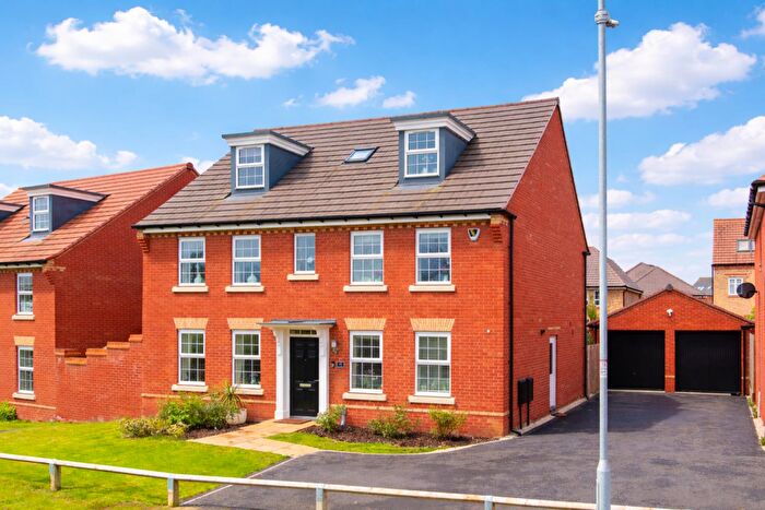 5 Bedroom House For Sale In Belton Road, Barton Seagrave, Kettering, NN15