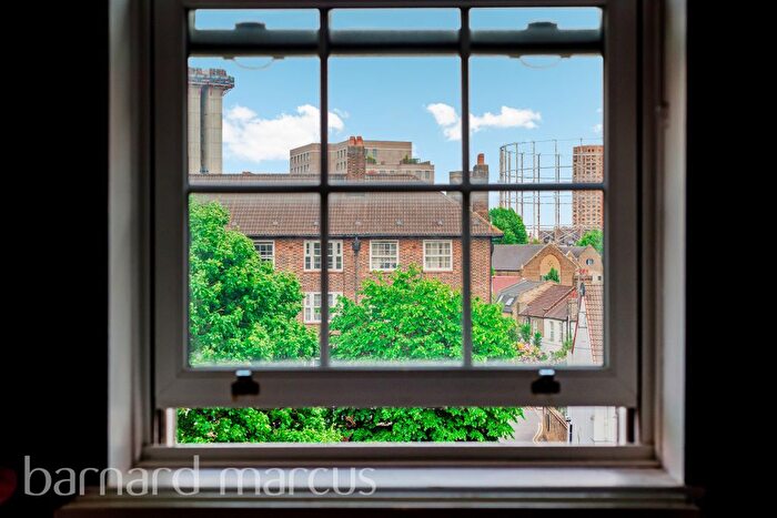 1 Bedroom Flat For Sale In Friary Estate, London, SE15