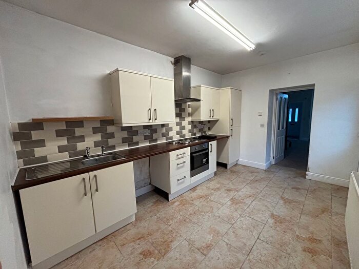 3 Bedroom Property To Rent In Stafford Street, Llanelli, SA15