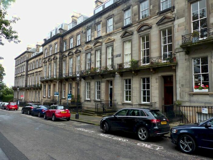 1 Bedroom Flat To Rent In Oxford Terrace, West End, Edinburgh, EH4
