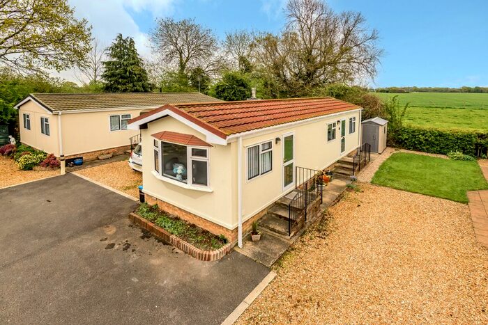 1 Bedroom Park Home For Sale In Ebor Park, Appleton Roebuck, York, YO23