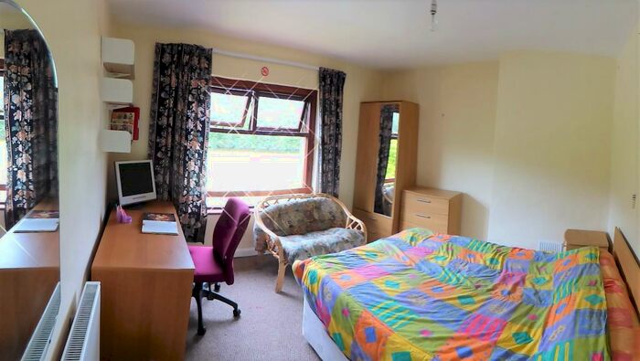 4 Bedroom House To Rent In Ffordd Ceiriog, Bangor, Gwynedd, LL57