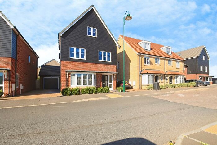 4 Bedroom Detached House For Sale In Jones Hill, Hampton Heights, Peterborough, PE7