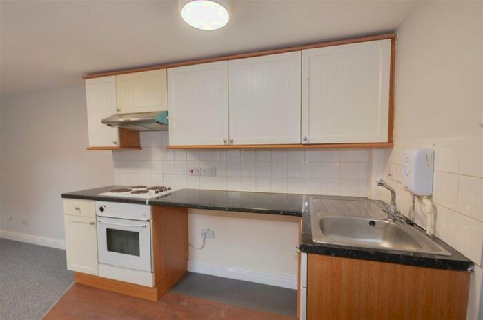 1 Bedroom Terraced House To Rent In Lower Oxford Street, Castleford, WF10