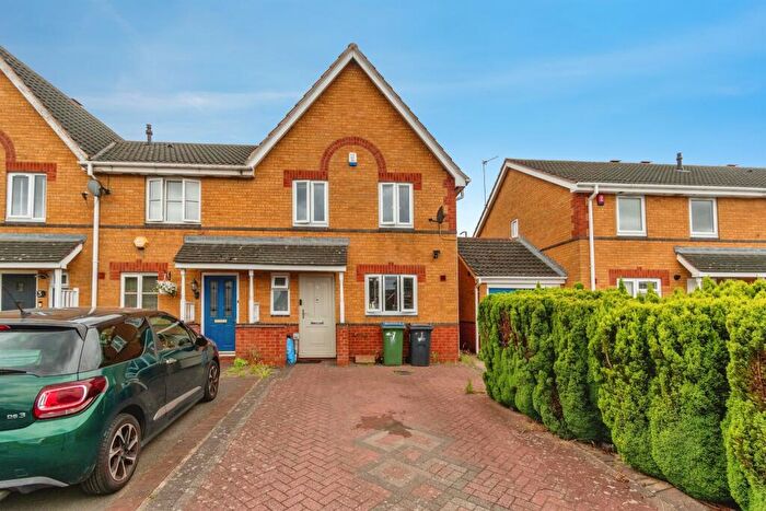 3 Bedroom Semi-Detached House For Sale In Star Close, Tipton, DY4