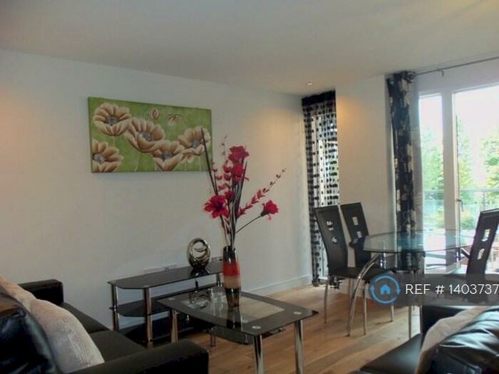 2 Bedroom Flat To Rent In Seren Park, London, SE3