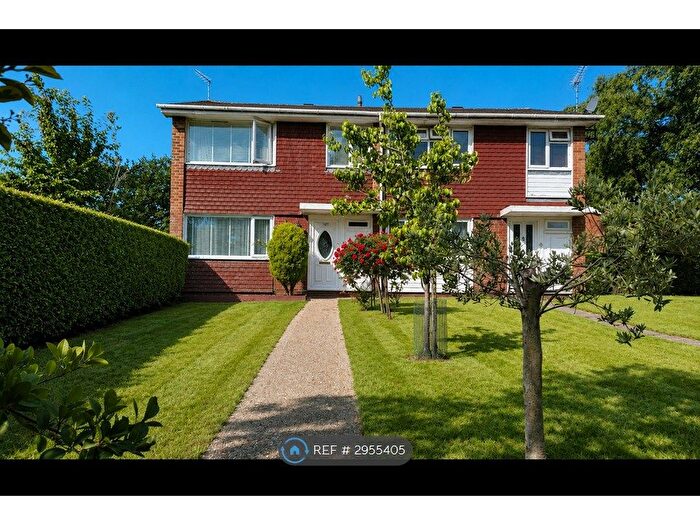 3 Bedroom Semi-Detached House To Rent In Sturt Road, Farnham, GU9