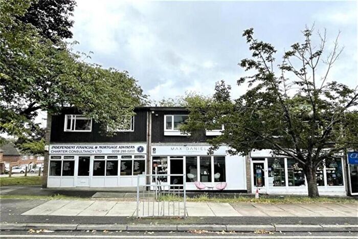 2 Bedroom Flat To Rent In Walden Parade, BR7