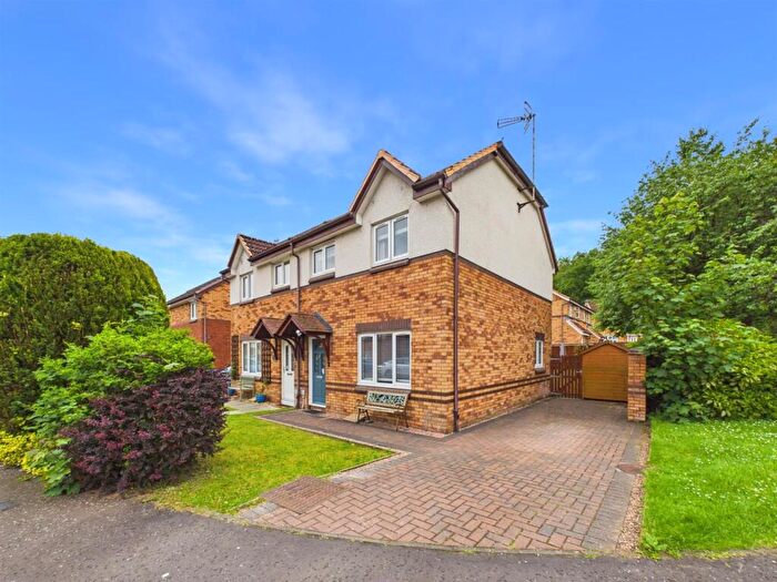 3 Bedroom Semi-Detached House For Sale In Matthews Drive, Perth, PH1