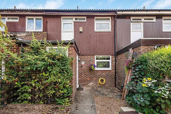 3 Bedroom Terraced House For Sale In Anvil Road, Sunbury-On-Thames, Surrey, TW16