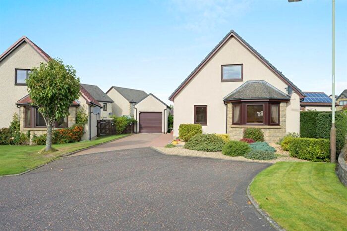4 Bedroom Detached House For Sale In Ballo Braes, Abernethy, Perth, PH2