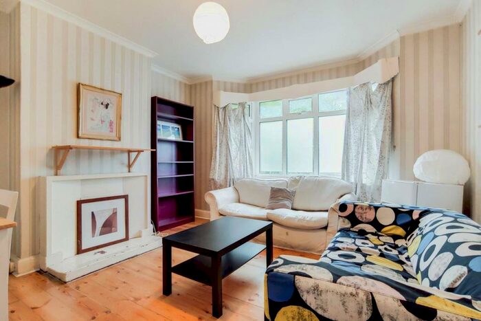 5 Bedroom House To Rent In Canning Crescent, Wood Green, London, N22