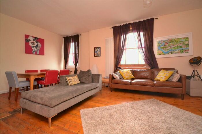 2 Bedroom Flat To Rent In Amyand Park Road, St Margarets, Twickenham, TW1
