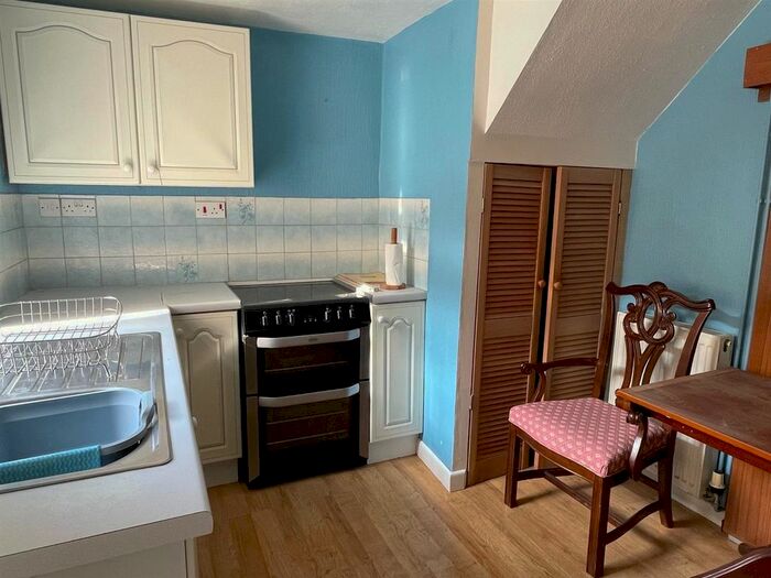 2 Bedroom Cottage For Sale In Cottage Row, High Street, Burnham-On-Sea, TA8