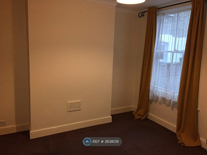 1 Bedroom Flat To Rent In Leyton, London, E10