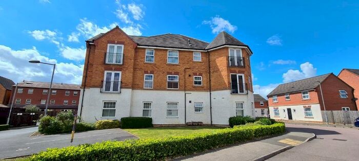 2 Bedroom Flat To Rent In Conyger Close, Corby, Northants, NN18