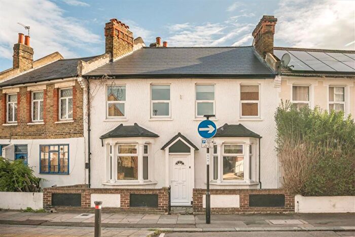 4 Bedroom Terraced House For Sale In Leahurst Road, Hither Green, SE13