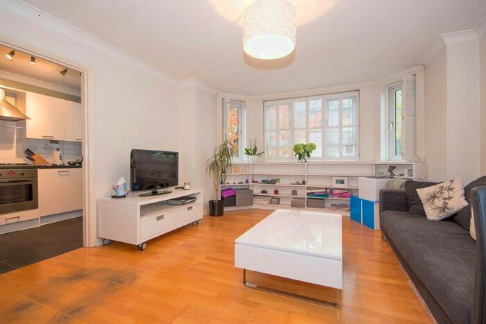 1 Bedroom Flat To Rent In St. James's Drive, London, SW12